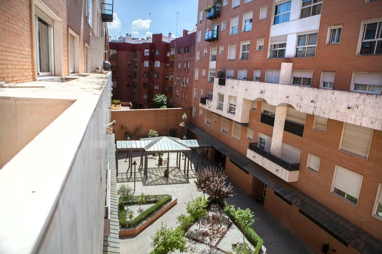 Apartamento Buhaira Sevilha Exterior foto